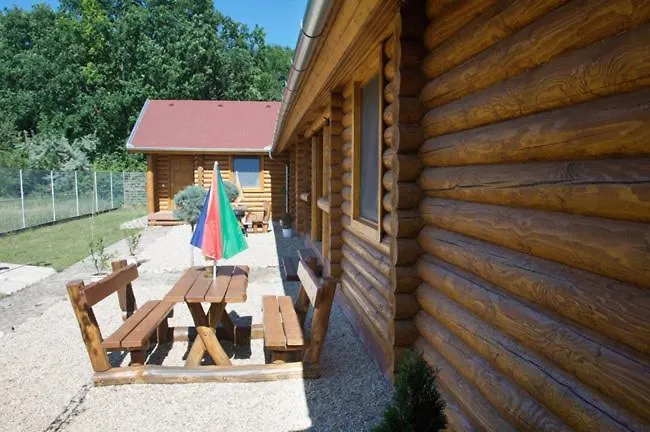 Relax Apartman Хайдусобосло Венгрия