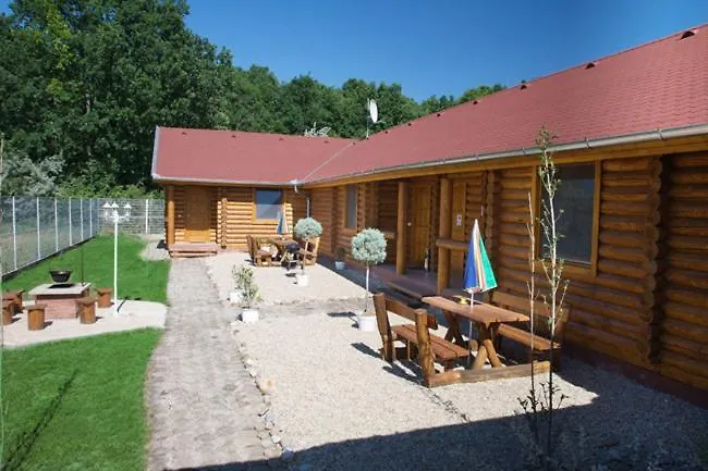 Relax Apartman Хайдусобосло 0*,